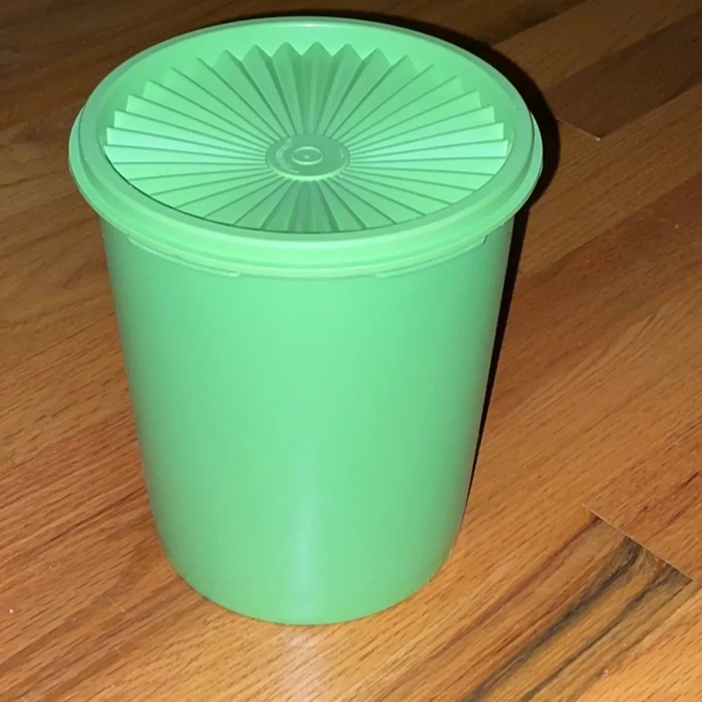Tupperware Vintage Servalier Canister Set of 4 Green